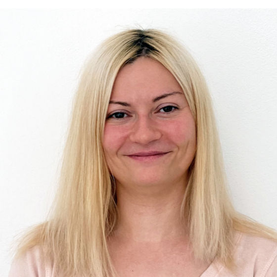 Profile image for Ester Meryova